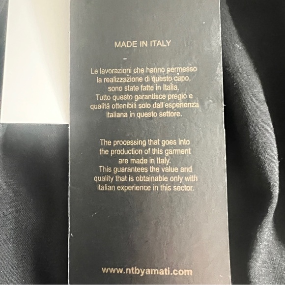 NT by Amati / Marcella MADE IN ITALY
Women’s Blouse/ Dress Black - Picture 6 of 6